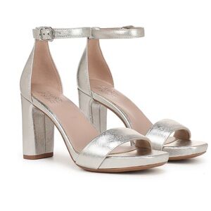 Naturalizer Joy Dress Sandal in Silver Sand